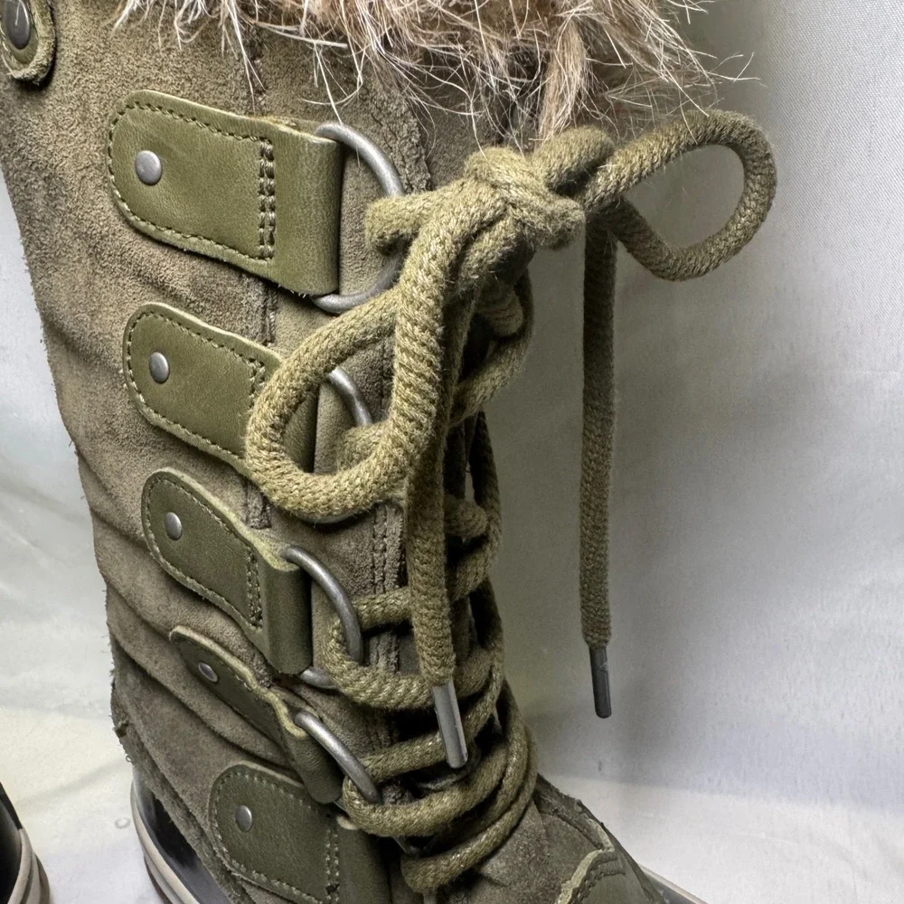 Sorel Joan of Arctic Waterproof Winter Boots Olive Green Faux Fur Women's Size 8